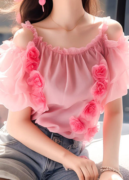 Effortlessly Elegant Top with a Timeless Design