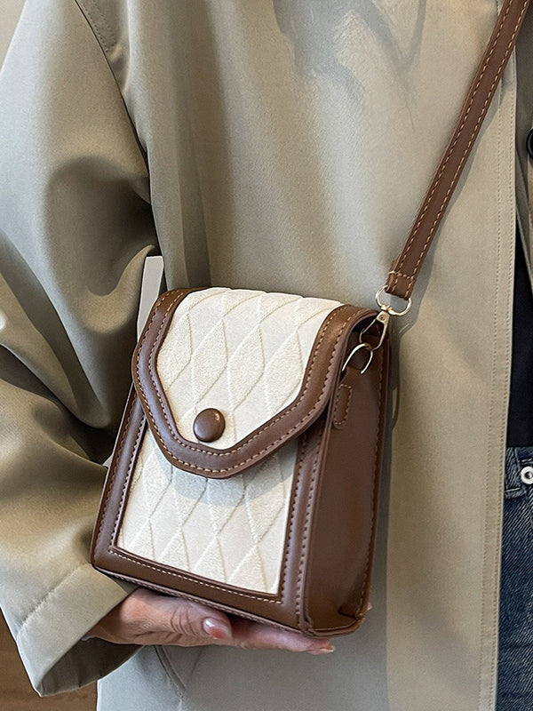 Beautifully Finished Bag in a Timeless Design