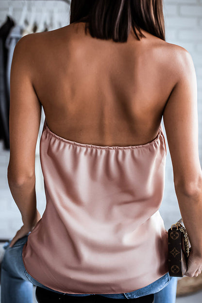 Effortlessly Elegant Garment with a Timeless Design
