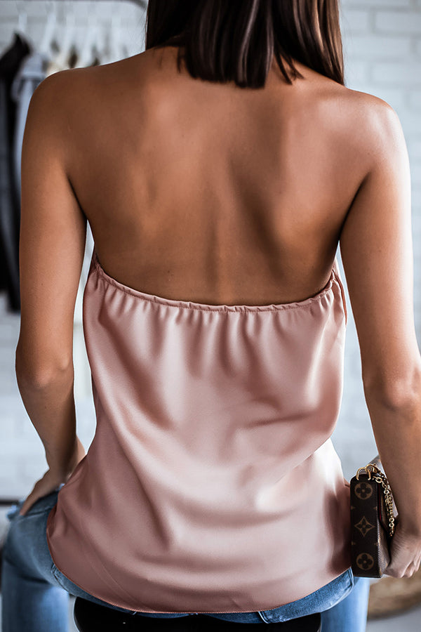 Effortlessly Elegant Garment with a Timeless Design