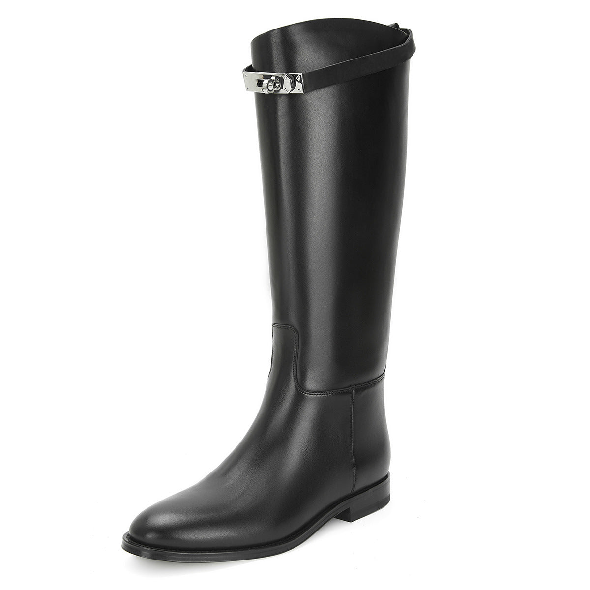 Polished Boots with an Effortless Classic Look