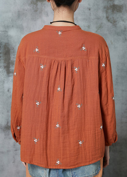 Beautifully Crafted Blouse in a Classic Style