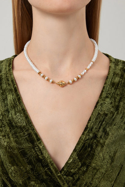 Gracefully Styled Garment for Any Occasion