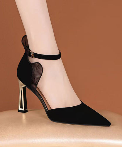 Beautifully Crafted Sandals in a Classic Style