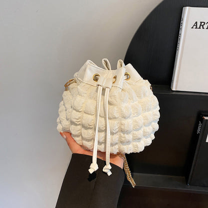 Well Tailored Bag with a Graceful Silhouette