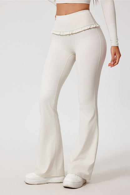 Effortlessly Elegant Garment with a Timeless Design