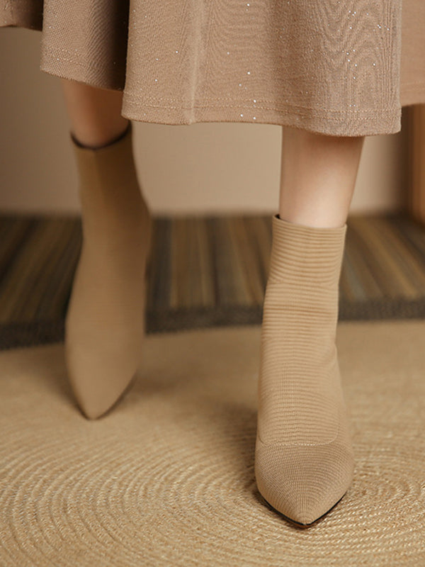 Polished Boots with an Effortless Classic Look
