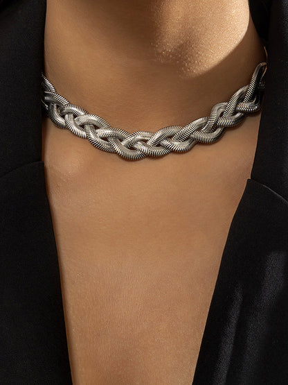 Sophisticated Garment with a Clean Classic Look
