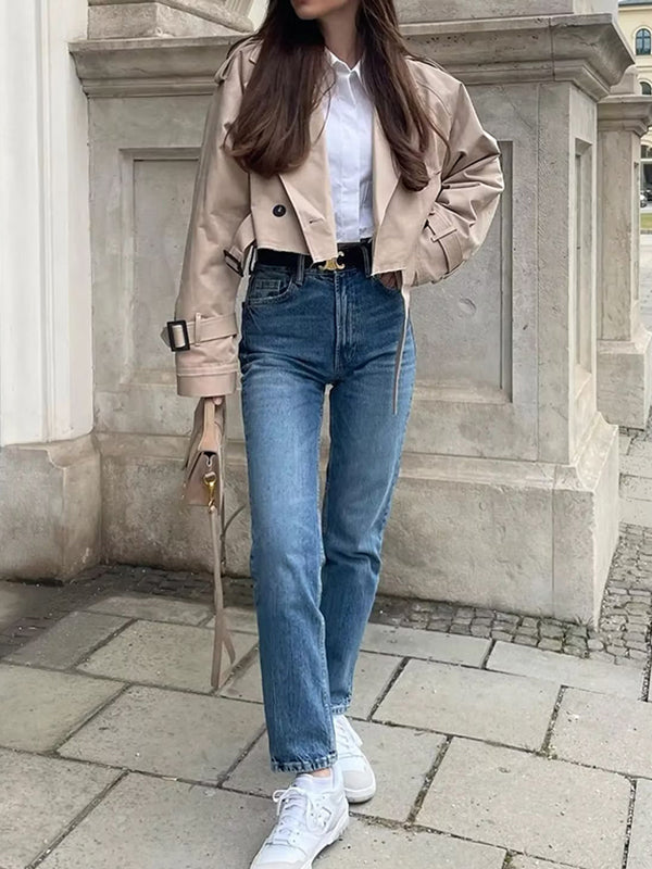 Elegantly Styled Jacket for Everyday Wear