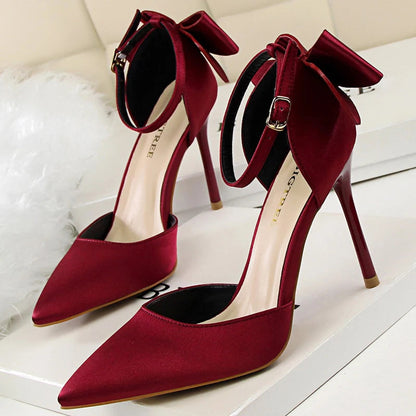 Beautifully Finished Heels in a Timeless Design