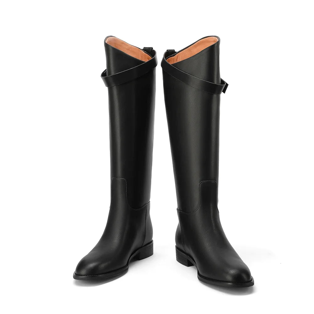 Beautifully Crafted Boots in a Classic Style