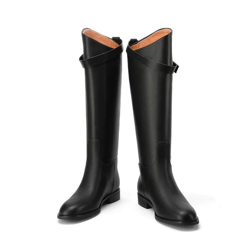 Beautifully Crafted Boots in a Classic Style