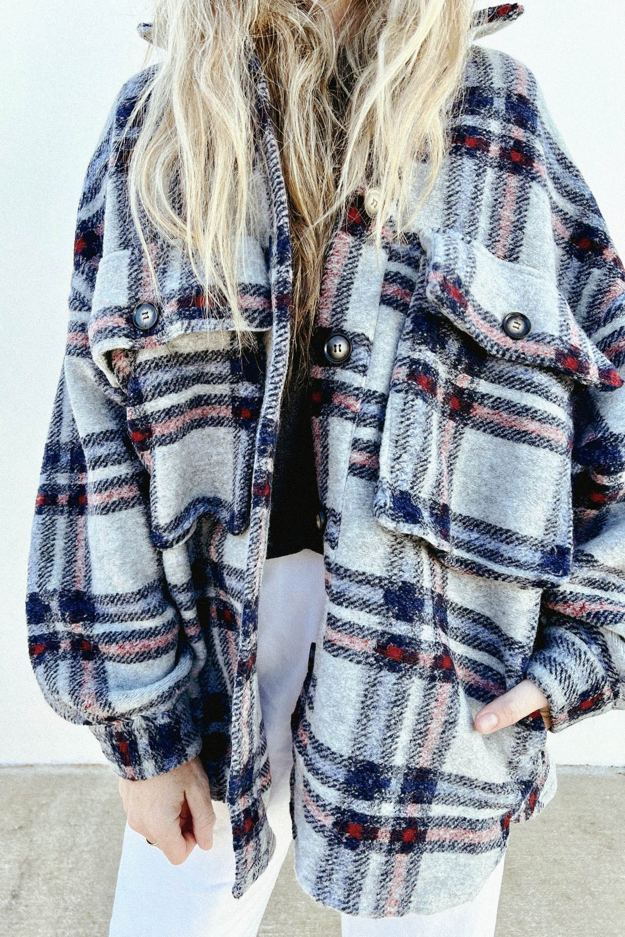 Gracefully Styled Jacket for Any Occasion