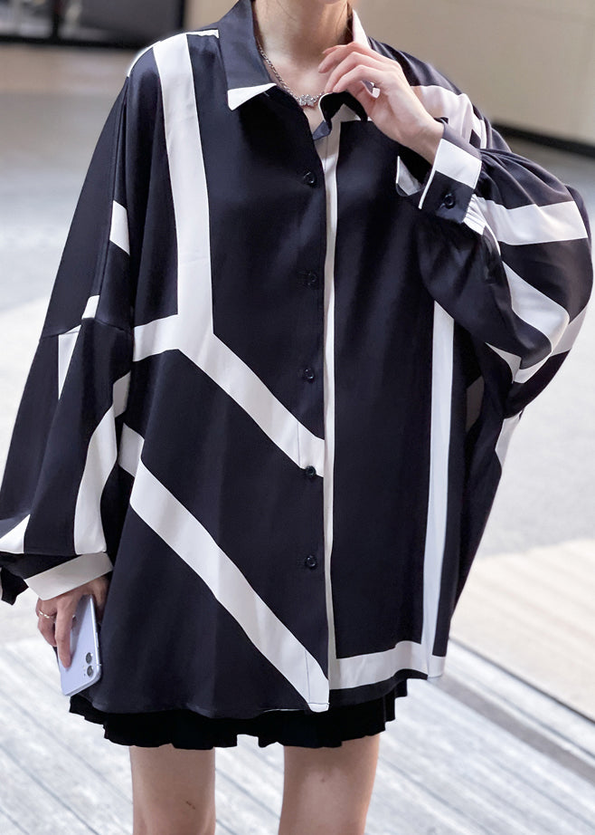 Classic Vintage Shirt with a Flattering Fit