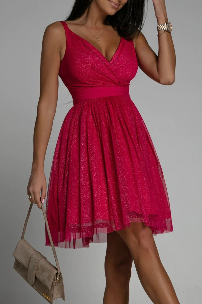 Sophisticated Garment with a Clean Classic Look