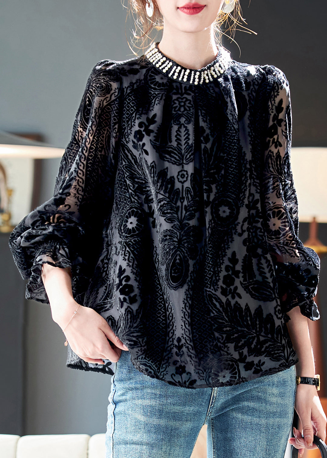 Polished Top with an Effortless Classic Look