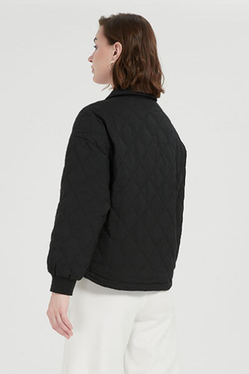 Sophisticated Garment with a Clean Classic Look