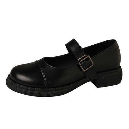 Classic Vintage Shoes with a Flattering Fit