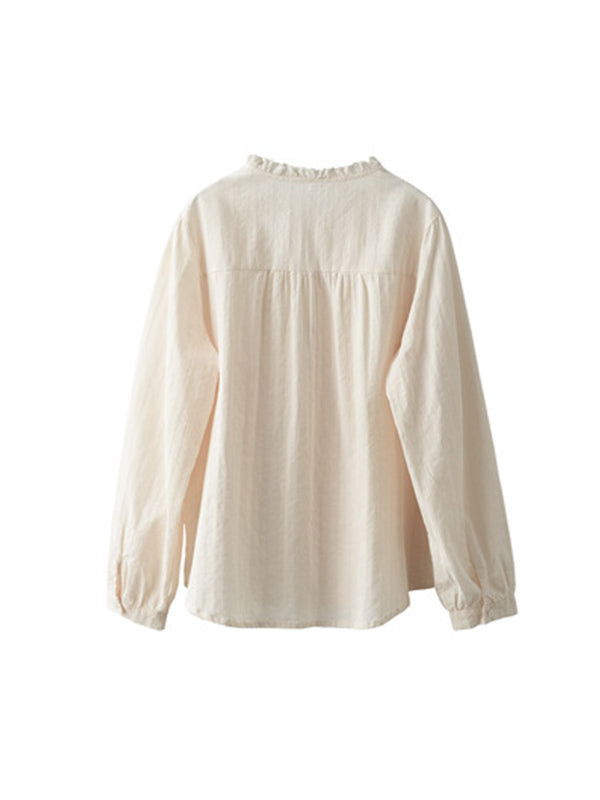 Sophisticated Blouse with a Clean Classic Look
