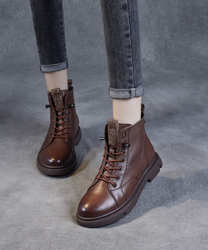 Polished Boots with an Effortless Classic Look