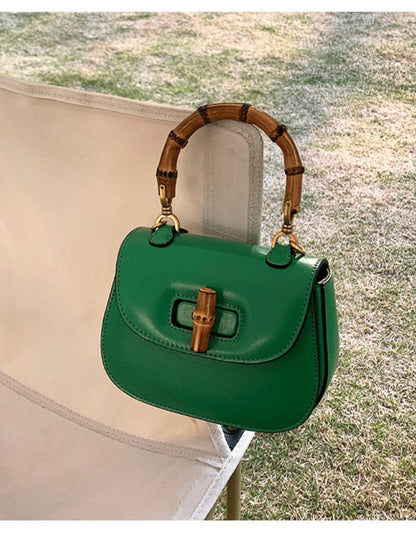 Sophisticated Bag with a Clean Classic Look