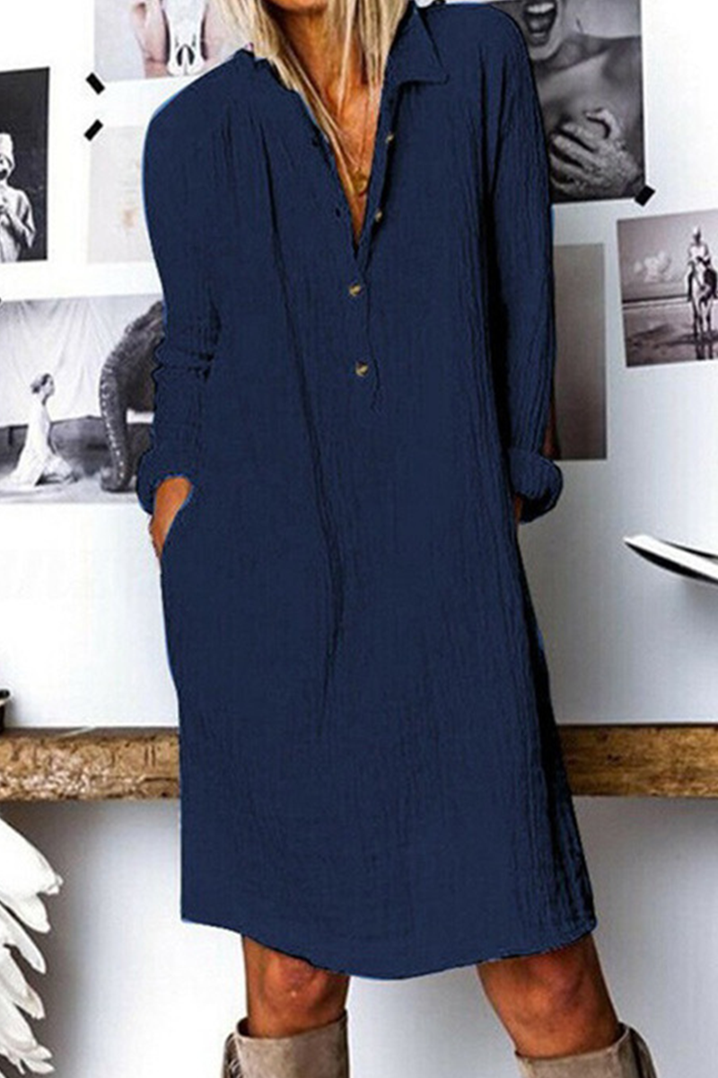 Beautifully Finished Dress in a Timeless Design