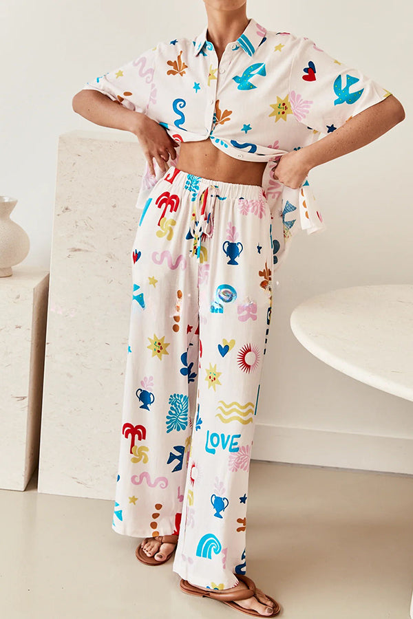 Effortlessly Elegant Pants with a Timeless Design