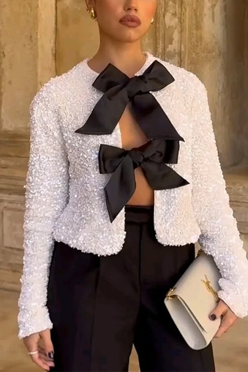 Effortlessly Elegant Top with a Timeless Design