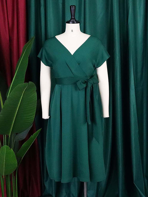Well Tailored Dress with a Graceful Silhouette