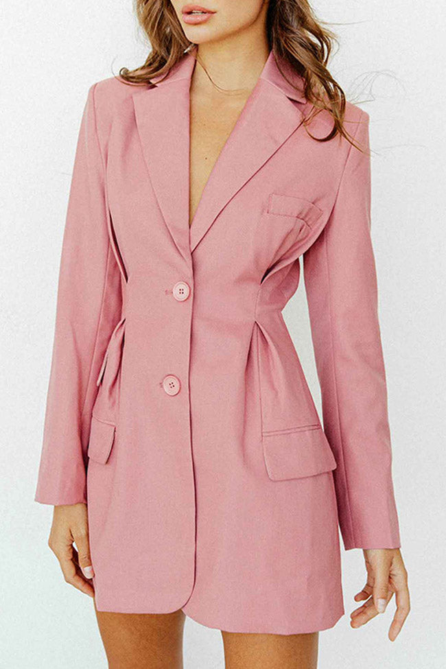 Well Tailored Dress with a Graceful Silhouette