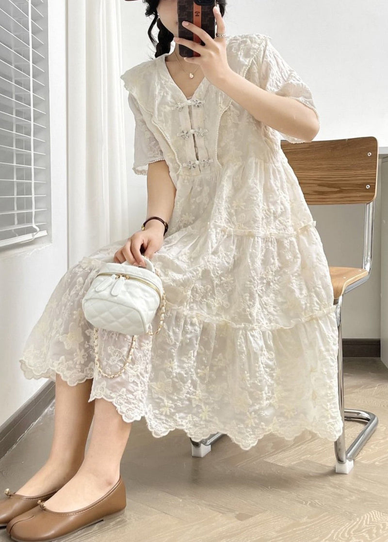 Beautifully Crafted Dress in a Classic Style