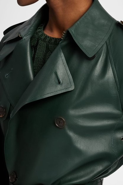 Beautifully Crafted Coat in a Classic Style