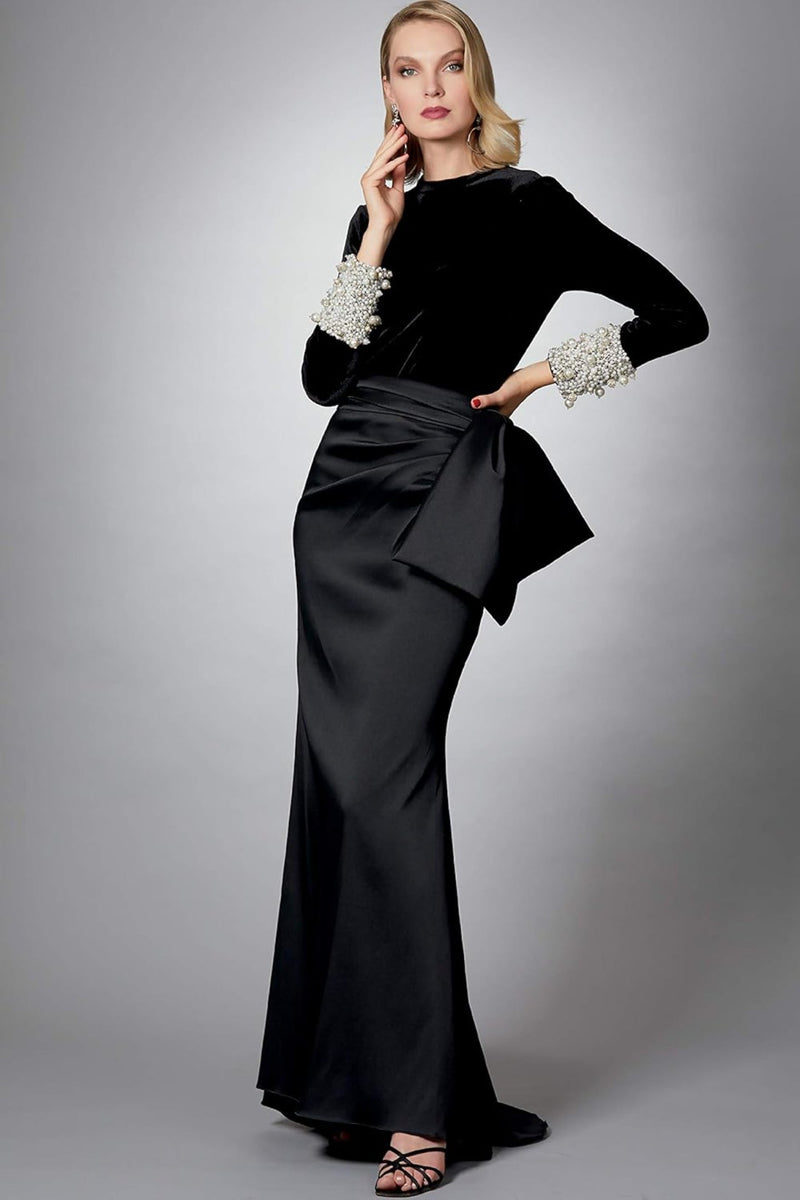 Beautifully Finished Garment in a Timeless Design