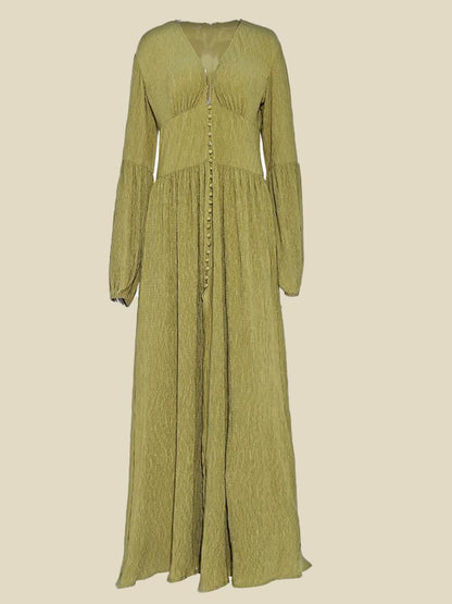 Effortlessly Elegant Dress with a Timeless Design