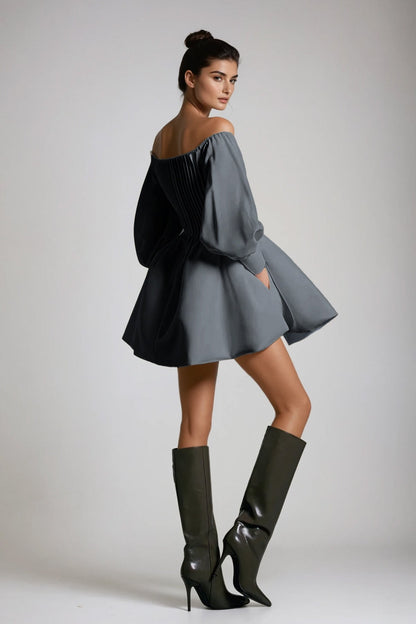 Classic Vintage & Enduringly Stylish Dress