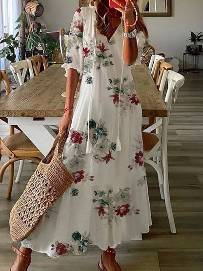Beautifully Finished Dress in a Timeless Design