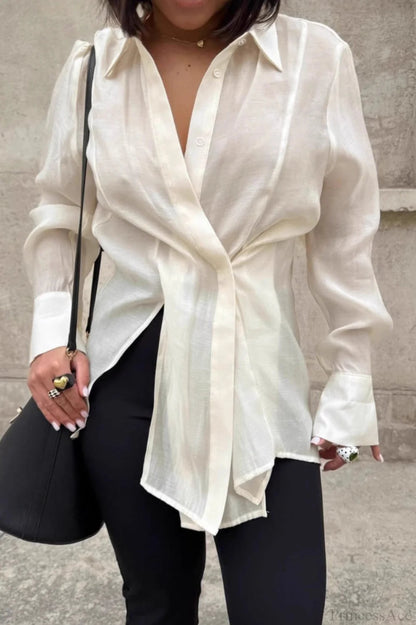 Polished Blouse with an Effortless Classic Look