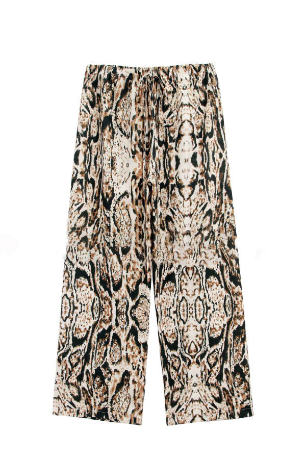 Sophisticated Pants with a Clean Classic Look