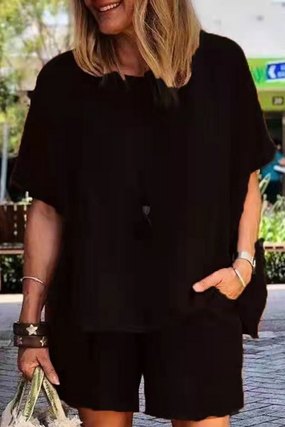 Effortlessly Elegant Garment with a Timeless Design