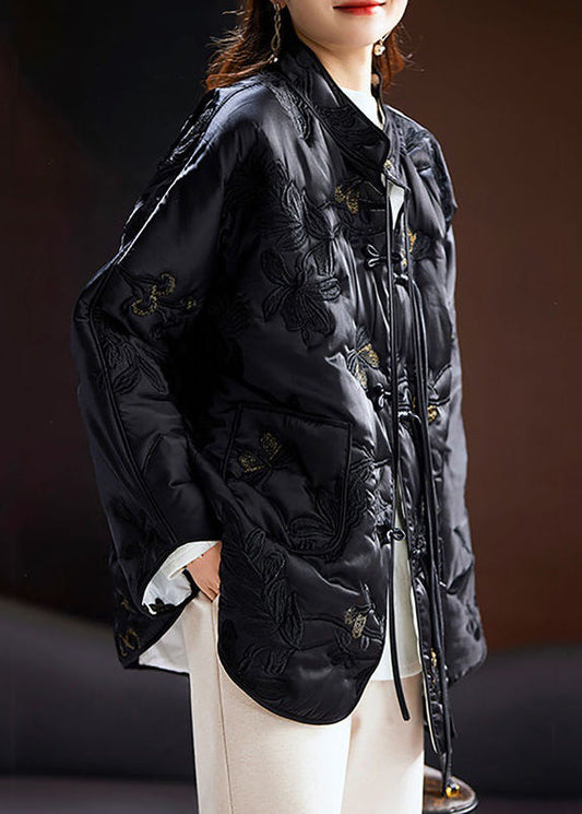 Beautifully Finished Coat in a Timeless Design