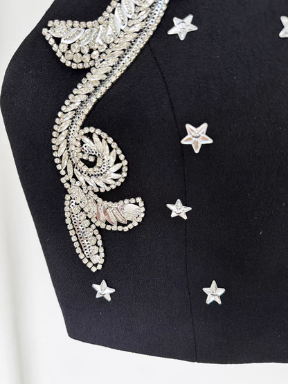 Effortlessly Elegant Top with a Timeless Design