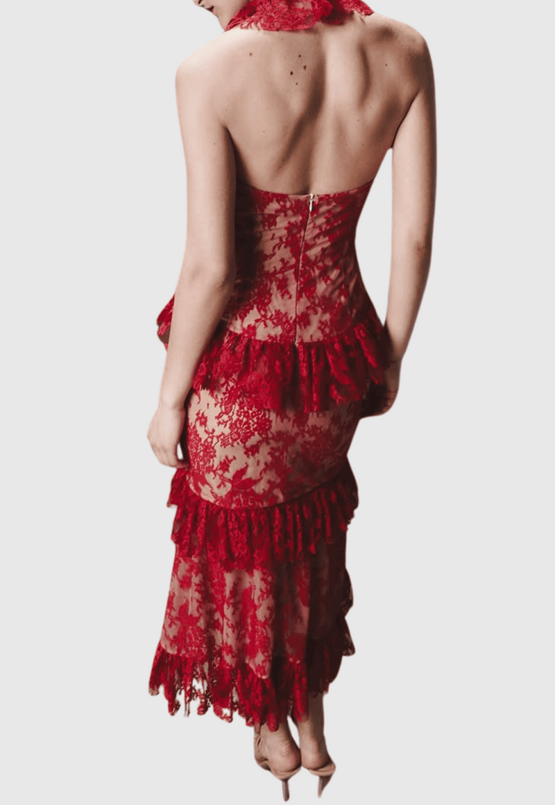 Beautifully Crafted Dress in a Classic Style