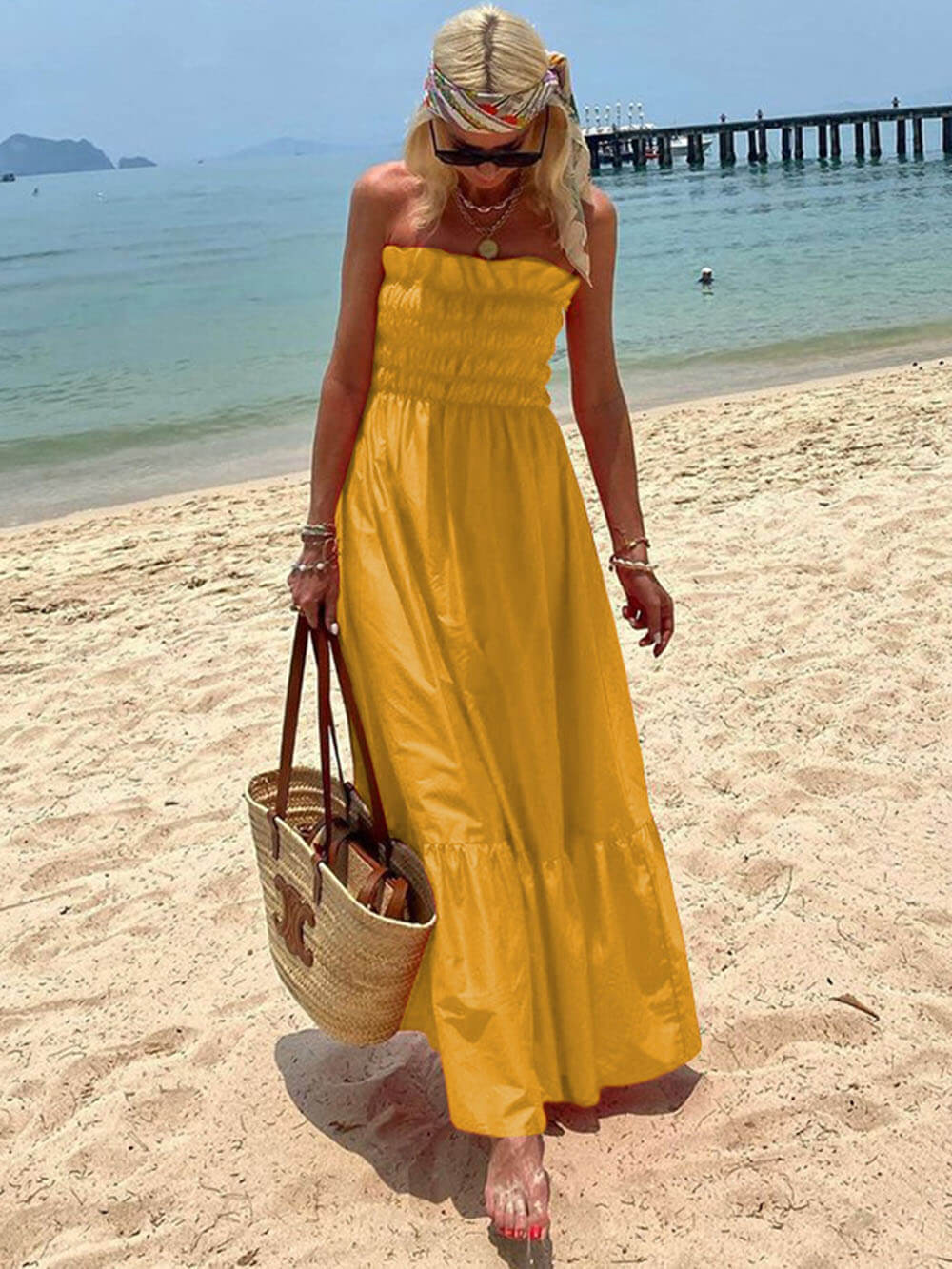 Classic Vintage Dress with a Flattering Fit