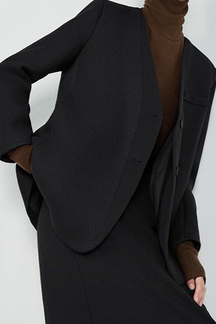 Gracefully Styled Garment for Any Occasion
