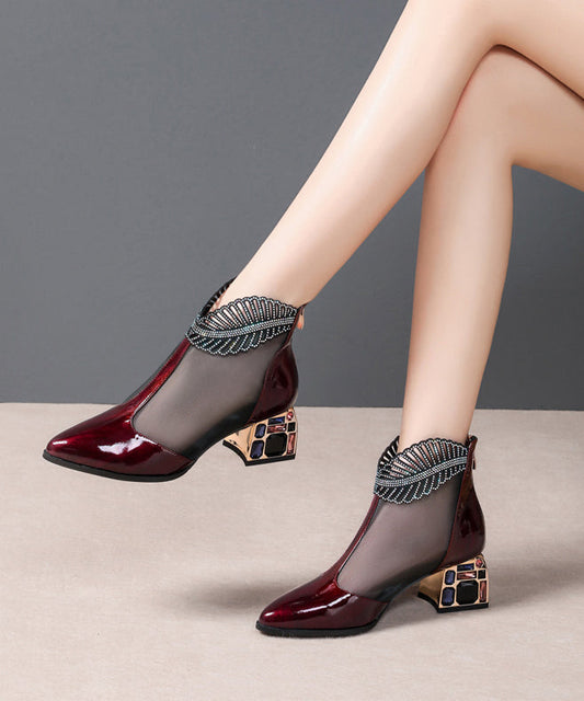 Well Tailored Boots with a Graceful Silhouette