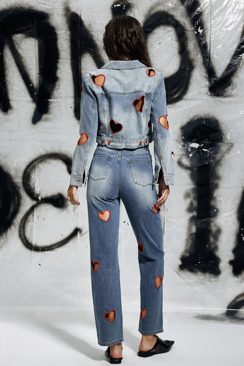 Beautifully Finished Garment in a Timeless Design