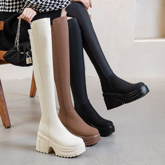 Classic Vintage Boots with a Flattering Fit