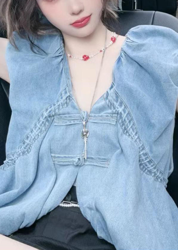 A Vintage Style Top with Delicate Timeless Details
