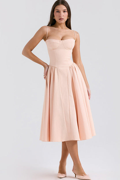 Sophisticated Dress with a Clean Classic Look