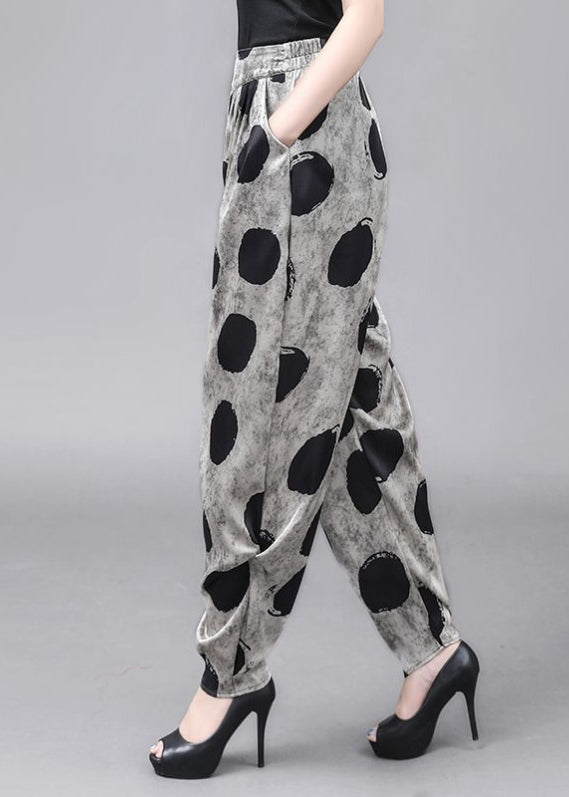 Classic Vintage Pants with a Flattering Fit